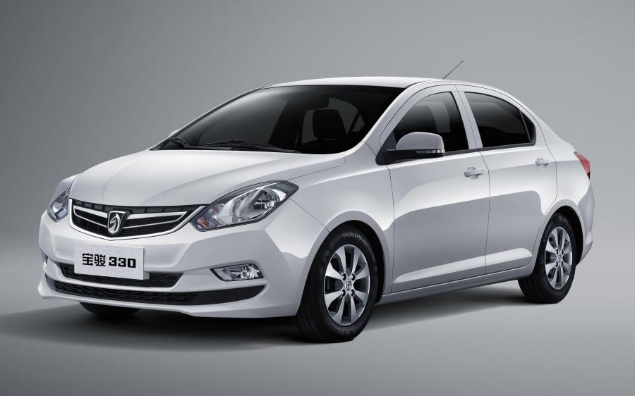 Baojun 330 '2015 - 16